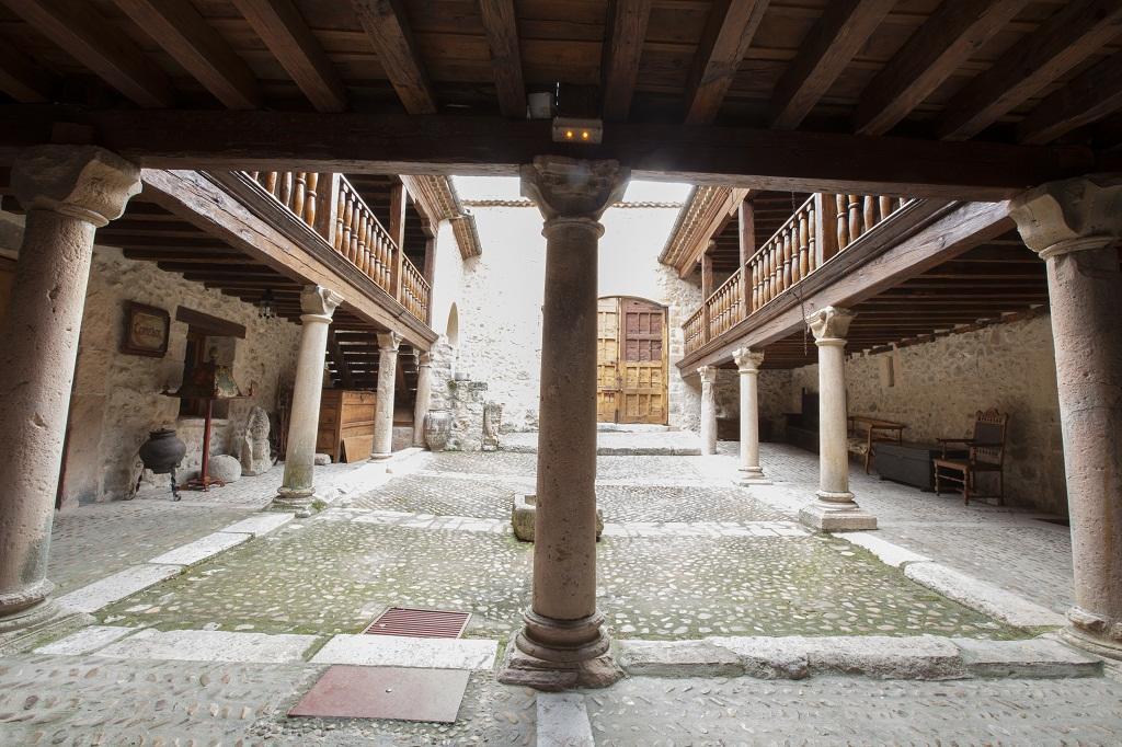 Posada De San Millan Sepúlveda Екстериор снимка